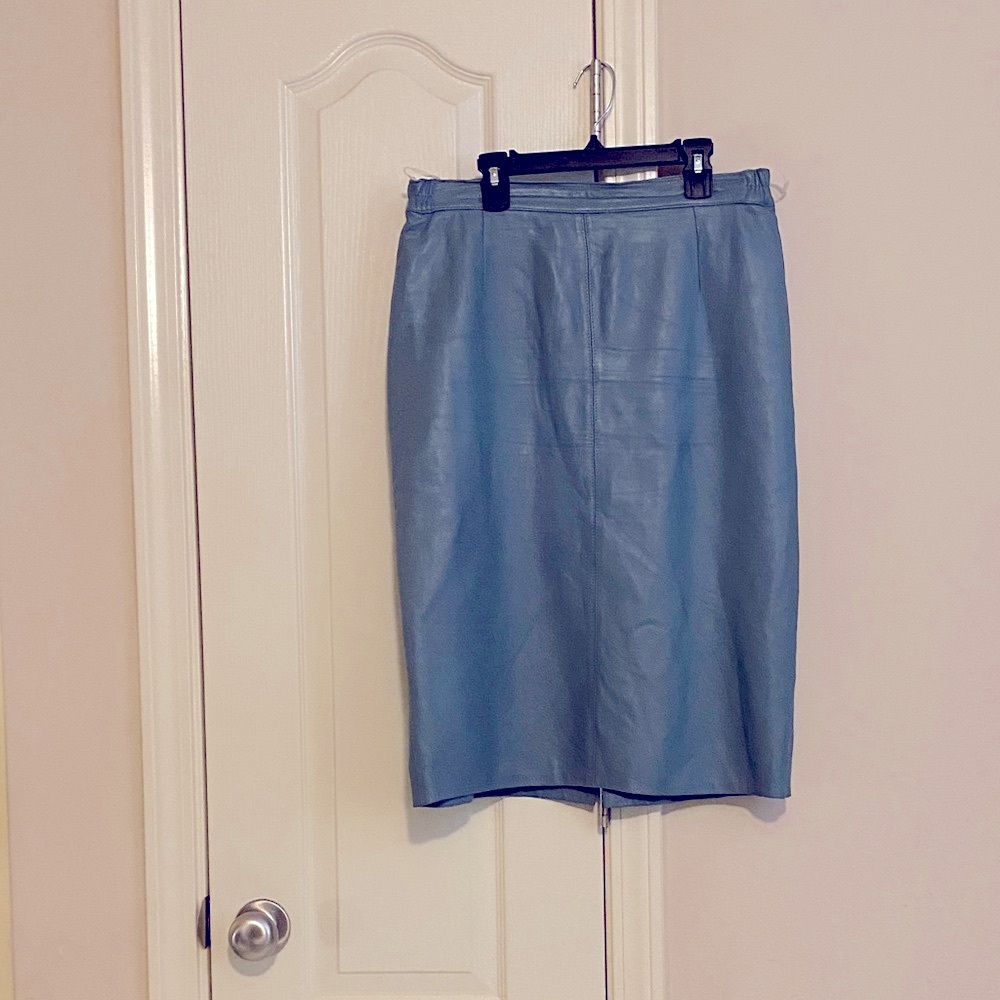 Suzelle Women's Blue/green Calf skin Leather skirt - Picture 3 of 8